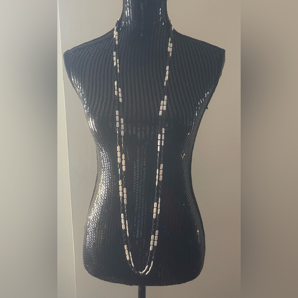 Vintage Black & White Flat Plastic Bead Necklace 27”